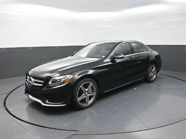 Used 2015 Mercedes-Benz C 300 Sedan image 3