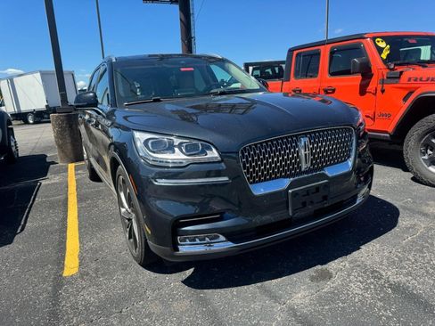 Used 2021 Lincoln Aviator Reserve w/ Equipment Group 202A AWD/4WD image 2