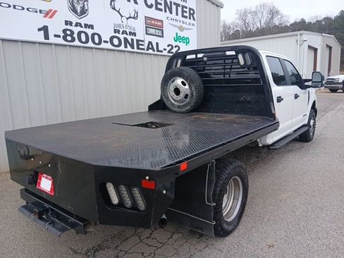 Used 2022 Ford F350 XL w/ Power Equipment Group image 3