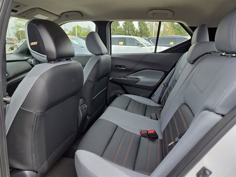 New 2024 Nissan Kicks SR w/ SR Premium Package image 16