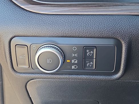 Used 2022 Ford Explorer Limited w/ Equipment Group 301A image 25