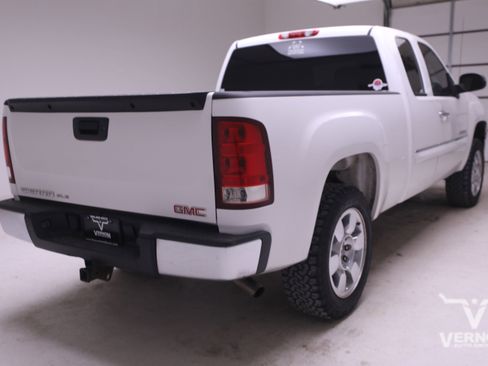 Used 2009 GMC Sierra 1500 SLE w/ Regional Value Package image 4