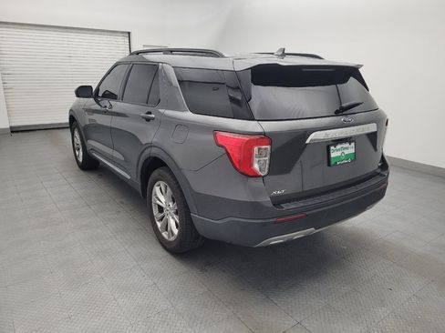 Used 2020 Ford Explorer XLT w/ Equipment Group 202A AWD/4WD image 5