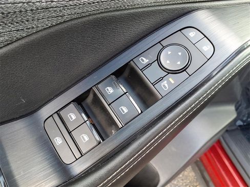 Certified 2021 Nissan Rogue SV image 12