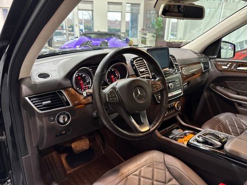 Used 2018 Mercedes-Benz GLS 550 4MATIC image 19