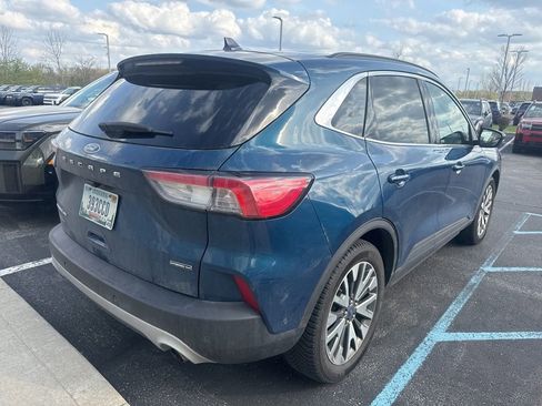 Used 2020 Ford Escape Titanium AWD/4WD image 5