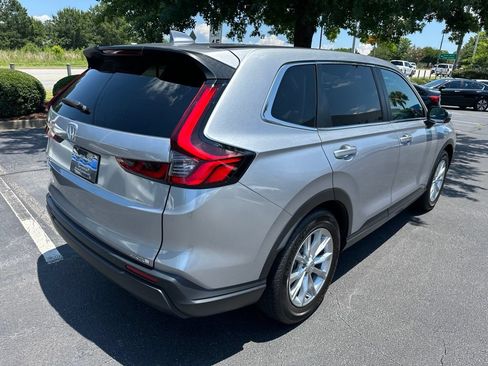 Used 2025 Honda CR-V EX-L image 3