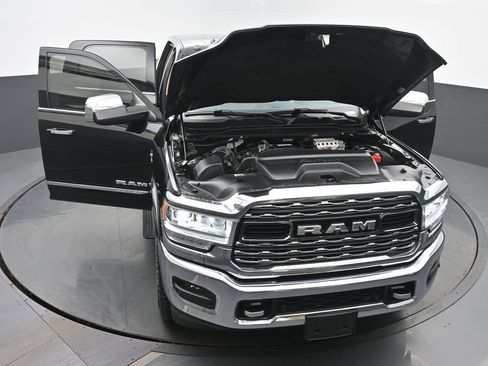 Used 2022 RAM 2500 Limited image 62