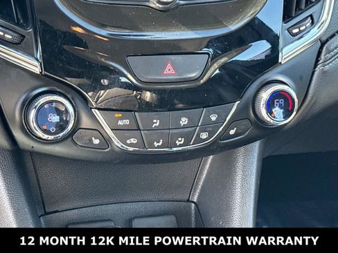 Used 2018 Chevrolet Cruze Premier w/ Enhanced Convenience Package FWD image 21