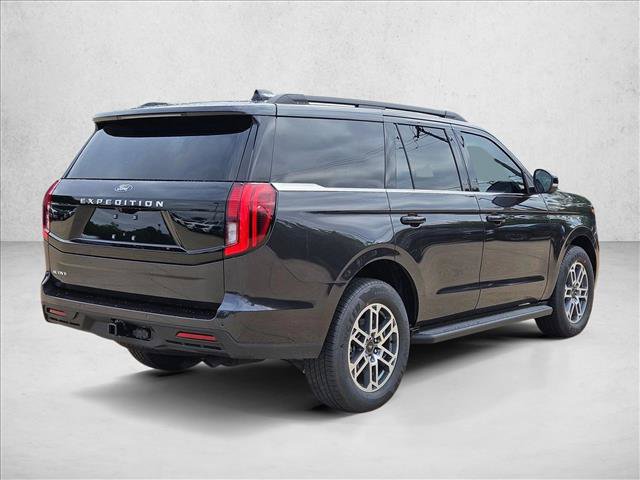New 2026 Ford Expedition Active RWD image 2