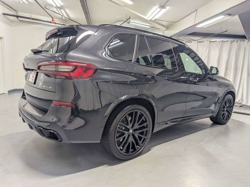 Used 2022 BMW X5 sDrive40i w/ M Sport Package RWD image 3