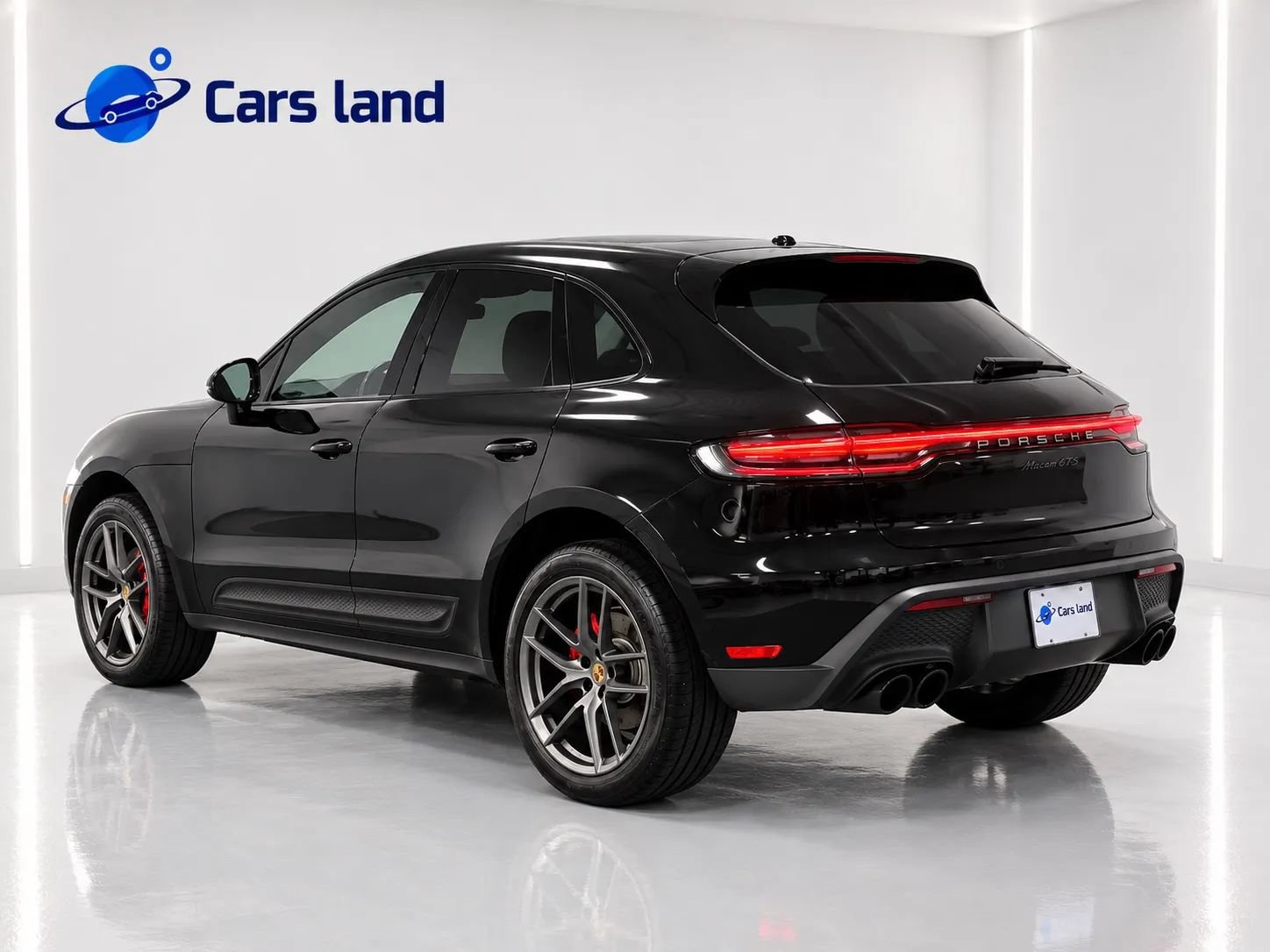 Used 2023 Porsche Macan S AWD/4WD image 5