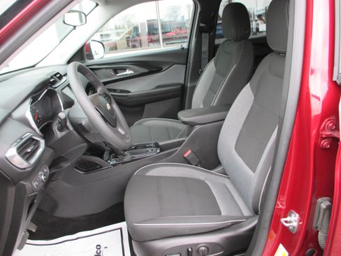 Used 2023 Chevrolet TrailBlazer LT image 14