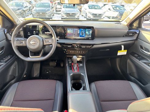 New 2026 Nissan Kicks SR w/ Cold Weather Package AWD/4WD image 5