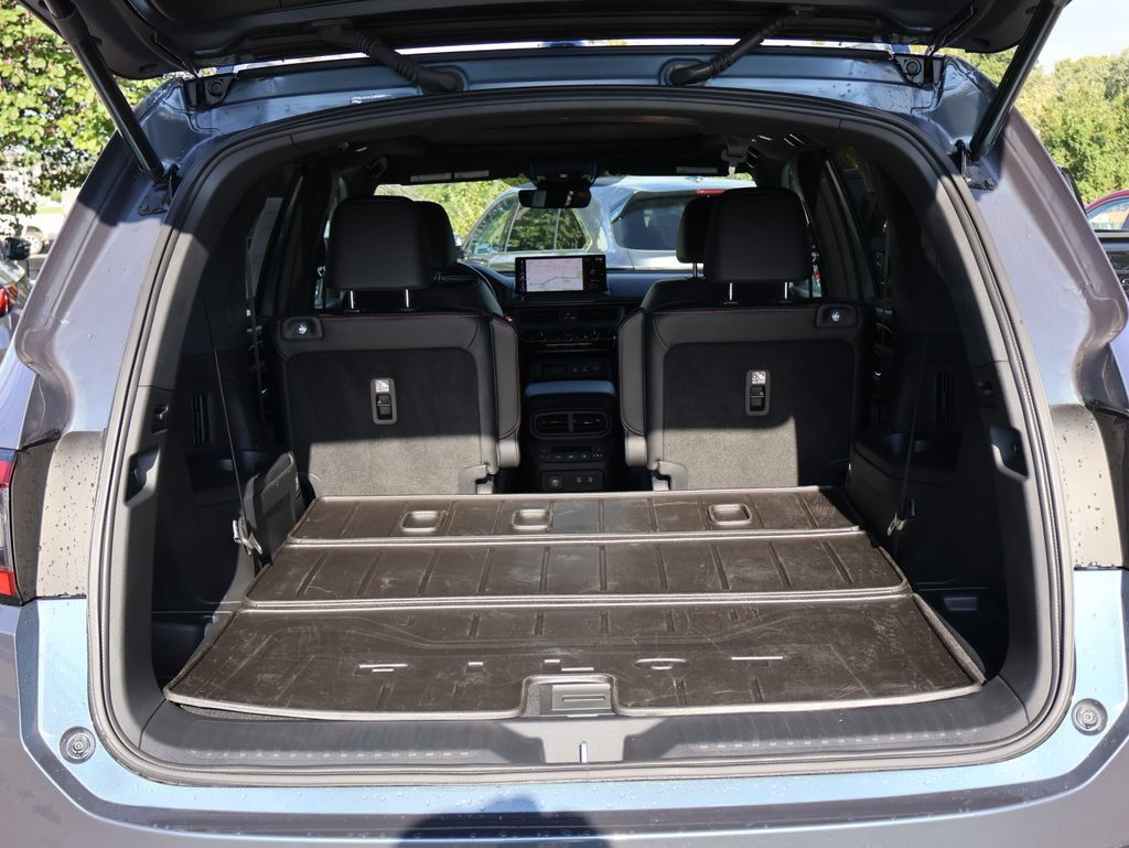 Certified 2026 Honda Pilot TrailSport image 15