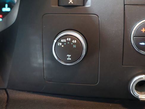 Used 2011 Chevrolet Silverado 1500 LT w/ All-Star Edition image 44