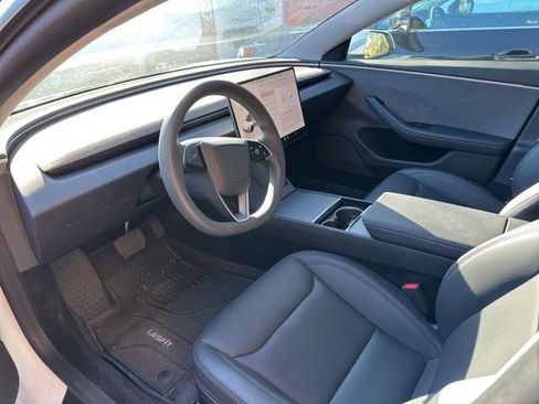 Used 2024 Tesla Model 3 Standard Range image 6