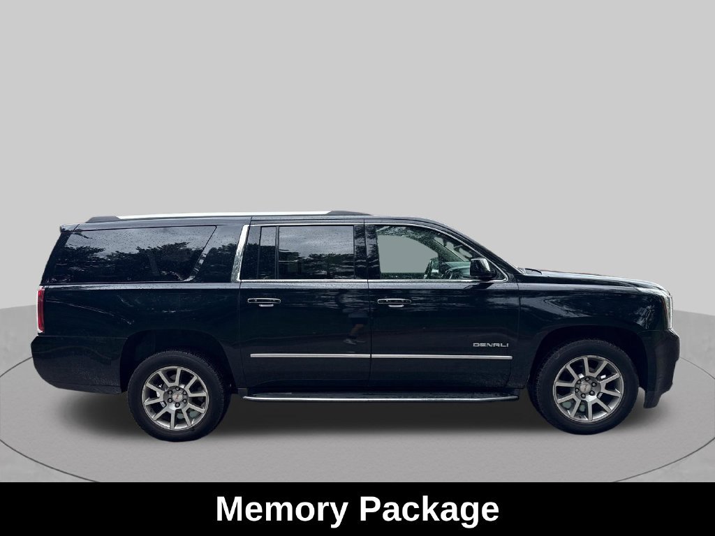 Used 2019 GMC Yukon XL Denali AWD/4WD image 7