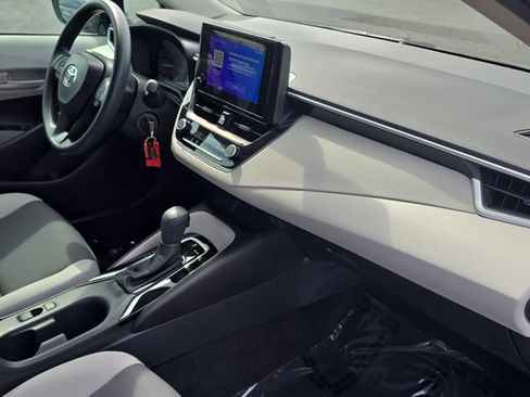 Certified 2025 Toyota Corolla LE FWD image 24