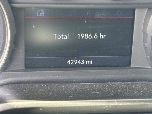 Used 2021 Chevrolet Silverado 1500 LTZ image 8