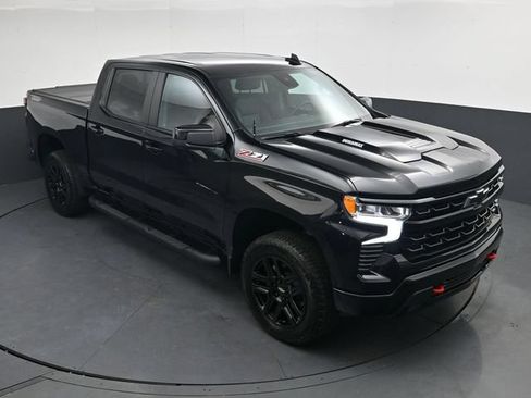 Used 2025 Chevrolet Silverado 1500 LT Trail Boss w/ Convenience Package II AWD/4WD image 25