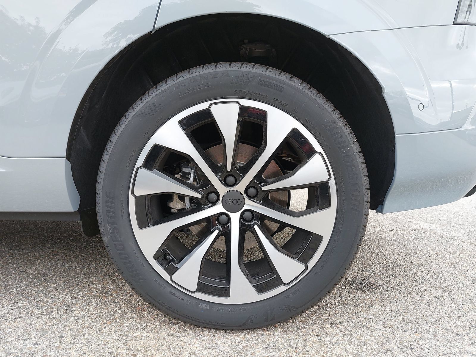 New 2026 Audi Q3 quattro 2.0T AWD/4WD image 37
