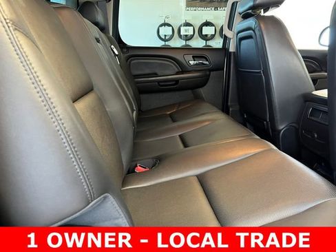 Used 2014 GMC Sierra 2500 Denali w/ Suspension Package, Off-Road image 17