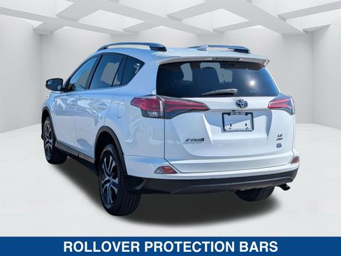 Used 2016 Toyota RAV4 LE image 6