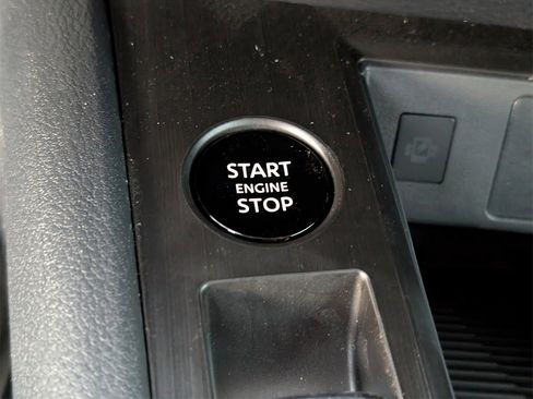 New 2026 Nissan Kicks SV image 15