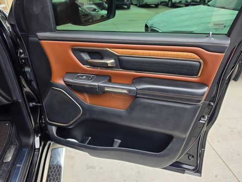 Used 2019 RAM 1500 Limited AWD/4WD image 17