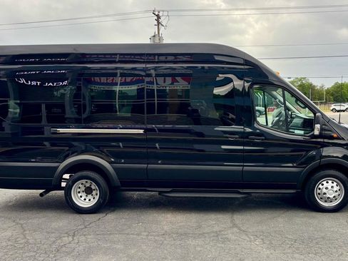 Used 2020 Ford Transit 350 XL RWD image 5