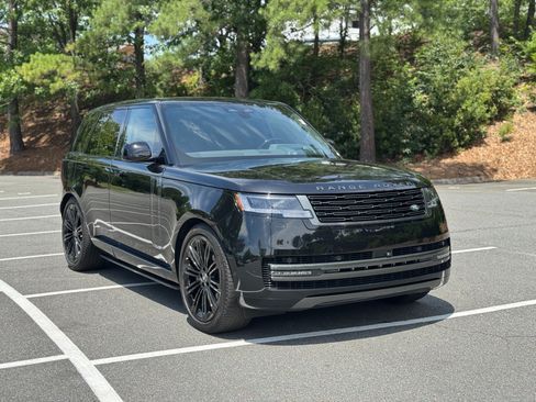 Used 2024 Land Rover Range Rover SE AWD/4WD image 16