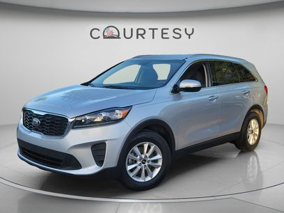 Used 2019 Kia Sorento FWD w/ LX Convenience Package