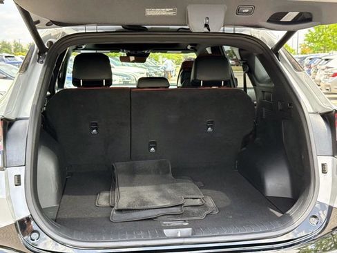 Used 2024 Kia Sportage SX FWD image 11
