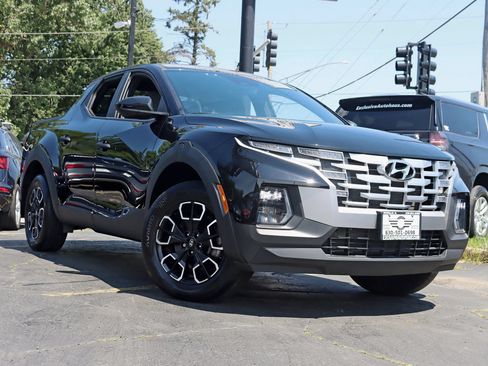 Used 2024 Hyundai Santa Cruz SE AWD/4WD image 8