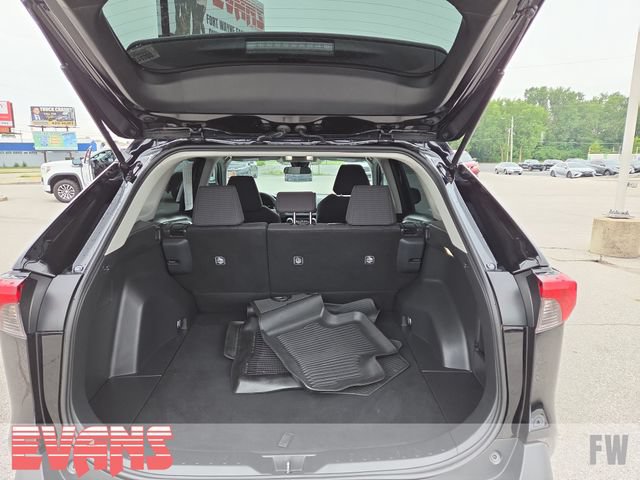 Certified 2025 Toyota RAV4 LE FWD image 28