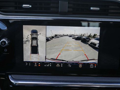 Used 2024 GMC Sierra 3500 Denali image 23