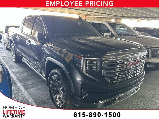 Used 2024 GMC Sierra 1500 Denali w/ Denali Reserve Package AWD/4WD image 1