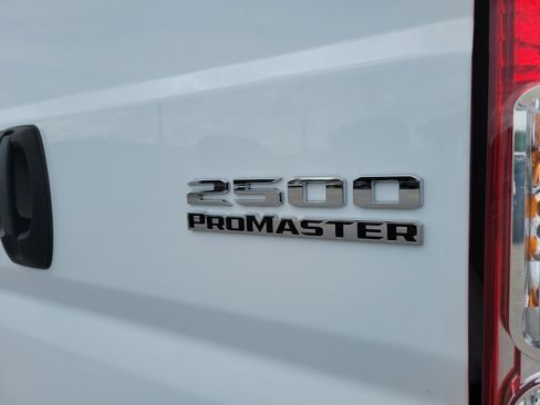 Used 2026 RAM ProMaster 2500 w/ Convenience Group FWD image 31