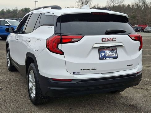 Used 2018 GMC Terrain SLE w/ Driver Convenience Package image 9