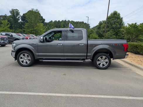 Used 2018 Ford F150 Lariat w/ Equipment Group 502A Luxury AWD/4WD image 7