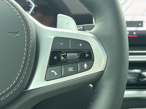 New 2026 BMW X5 sDrive40i w/ M Sport Package image 19