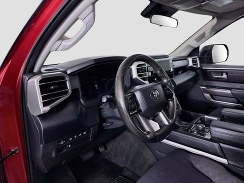 Used 2022 Toyota Tundra SR5 AWD/4WD image 9