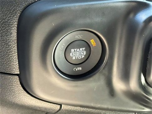 Used 2021 Jeep Wrangler Willys image 13