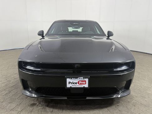 Used 2025 Dodge Charger Daytona R/T w/ Quick Order Package 25M R/T AWD/4WD image 2