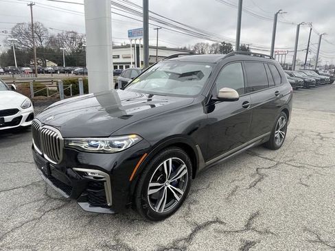 Used 2022 BMW X7 M50i w/ Cold Weather Package AWD/4WD image 8