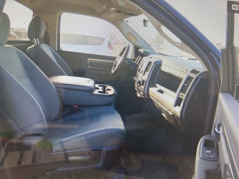 Used 2017 RAM 1500 Tradesman w/ Power & Remote Entry Group image 18