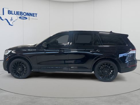 Used 2023 Lincoln Aviator Reserve w/ Equipment Group 201A AWD/4WD image 8