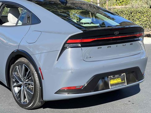 Used 2024 Toyota Prius Limited image 52