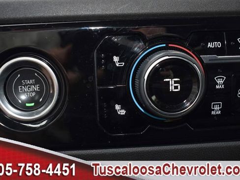 Used 2023 Chevrolet Silverado 1500 LT AWD/4WD image 34
